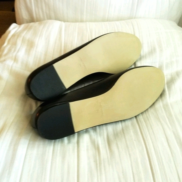 Simple Black Flats - Picture 3 of 4